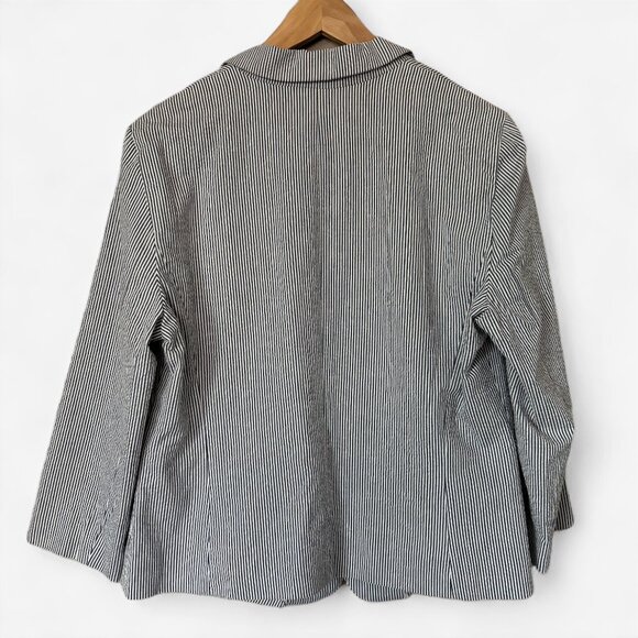 British Khaki Navy Blue and White Striped 100% Cotton Seersucker Blazer Preppy - Picture 9 of 9